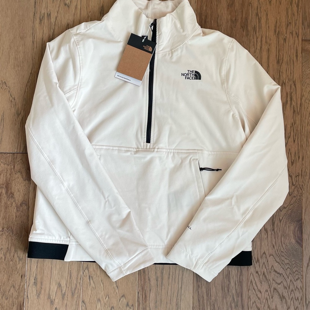 NWT The North Face Women's Cream Jacket
